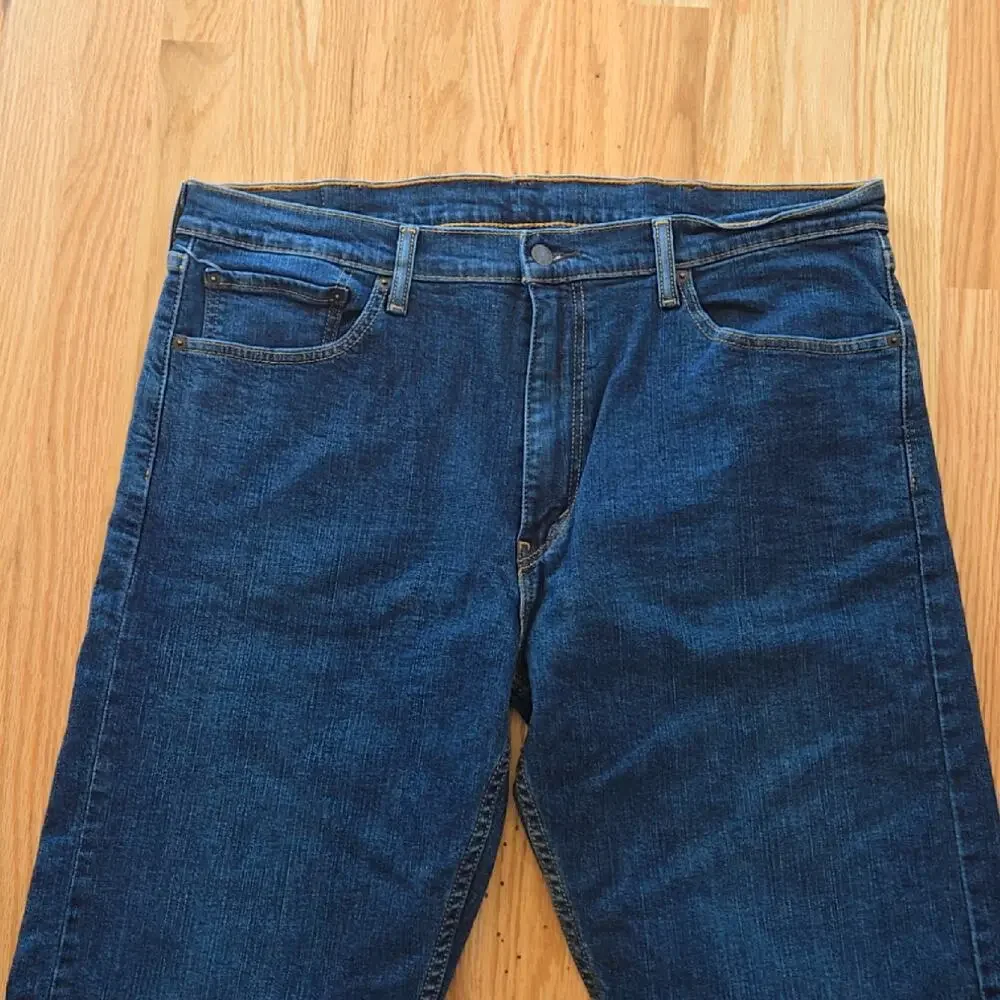 Levi's Men's 505 Regular fit jeans size 38